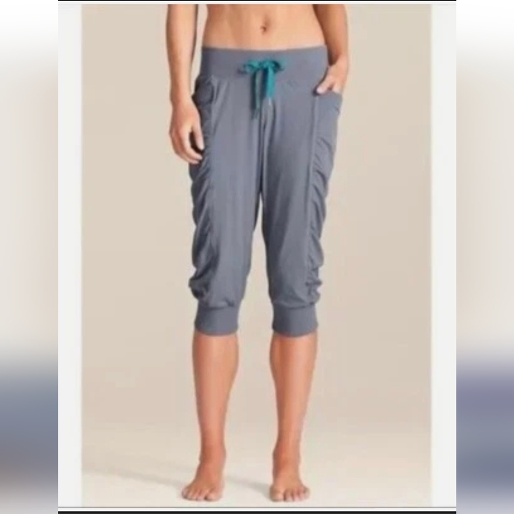 ATHLETA Karma Prima La Viva Slouch Ruched Capri Joggers Size 0 Gray